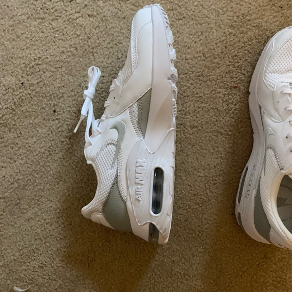 Nike Air Max White sneakers - brand new size 9.5wmns - Picture 4 of 7